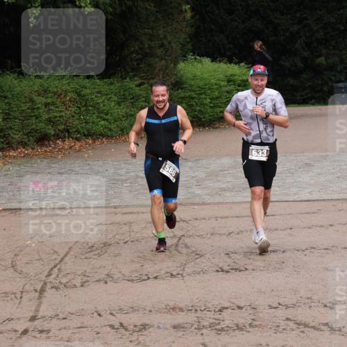 13.09.2026 - Stadtparktriathlon Emre Sener http://msf.ph/oto/10264993 13.09.2026 12:00:04 Laufen 586, 633, 548, 586, 633 meine-sportfotos.de