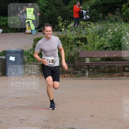 13.09.2026 - Stadtparktriathlon Emre Sener http://msf.ph/oto/10265043 13.09.2026 12:01:49 Laufen 6716, 21, 621, 637, 674, 696 meine-sportfotos.de