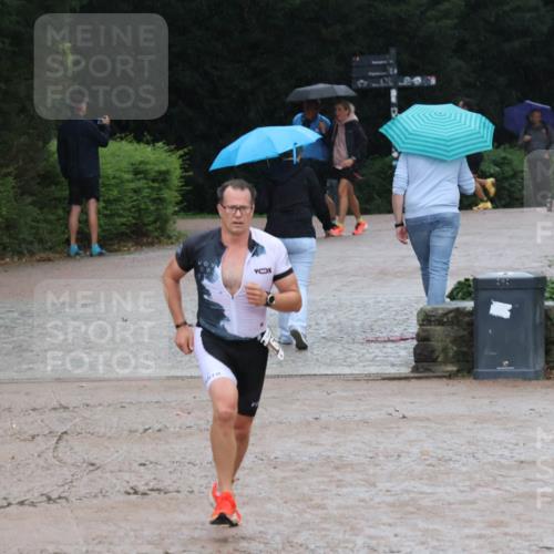 13.09.2026 - Stadtparktriathlon Emre Sener http://msf.ph/oto/10265115 13.09.2026 12:04:35 Laufen 451, 630 meine-sportfotos.de