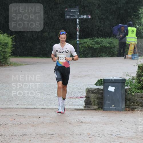 13.09.2026 - Stadtparktriathlon Emre Sener http://msf.ph/oto/10265144 13.09.2026 12:05:17 Laufen 5, 690, 690 meine-sportfotos.de