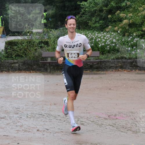 13.09.2026 - Stadtparktriathlon Emre Sener http://msf.ph/oto/10265149 13.09.2026 12:05:22 Laufen 2, 25, 690, 690 meine-sportfotos.de