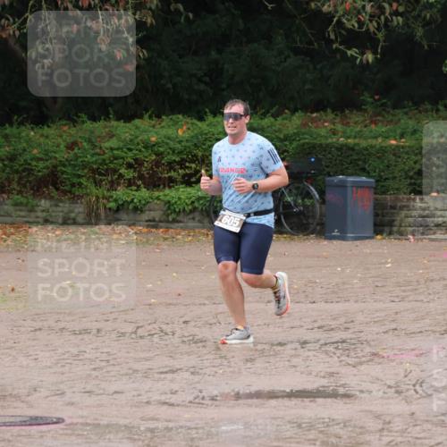 13.09.2026 - Stadtparktriathlon Emre Sener http://msf.ph/oto/10265158 13.09.2026 12:06:50 Laufen 1605, 375, 394, 435, 605, 676 meine-sportfotos.de