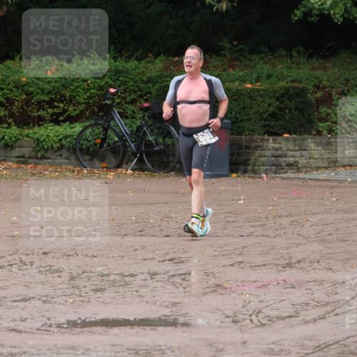 13.09.2026 - Stadtparktriathlon Emre Sener http://msf.ph/oto/10265164 13.09.2026 12:07:44 Laufen 698, 698 meine-sportfotos.de