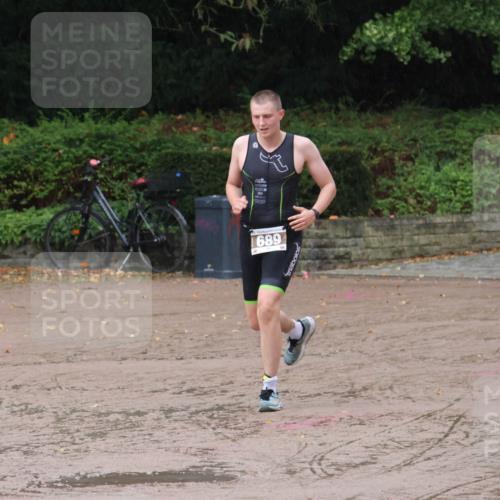 13.09.2026 - Stadtparktriathlon Emre Sener http://msf.ph/oto/10265194 13.09.2026 12:08:30 Laufen 689, 657, 685, 1798 meine-sportfotos.de