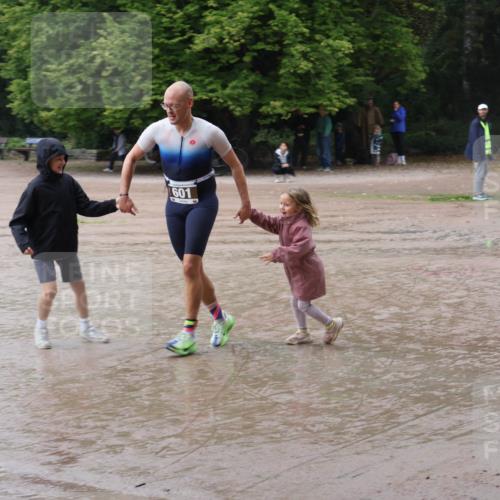 13.09.2026 - Stadtparktriathlon Emre Sener http://msf.ph/oto/10265214 13.09.2026 12:08:52 Laufen 601, 593, 601, 677 meine-sportfotos.de