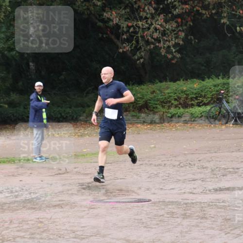 13.09.2026 - Stadtparktriathlon Emre Sener http://msf.ph/oto/10265239 13.09.2026 12:09:49 Laufen 632, 634 meine-sportfotos.de