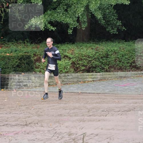 13.09.2026 - Stadtparktriathlon Emre Sener http://msf.ph/oto/10265250 13.09.2026 12:10:32 Laufen 706, 706 meine-sportfotos.de