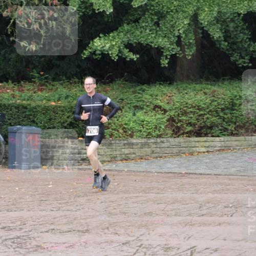 13.09.2026 - Stadtparktriathlon Emre Sener http://msf.ph/oto/10265251 13.09.2026 12:10:32 Laufen 706, 706 meine-sportfotos.de