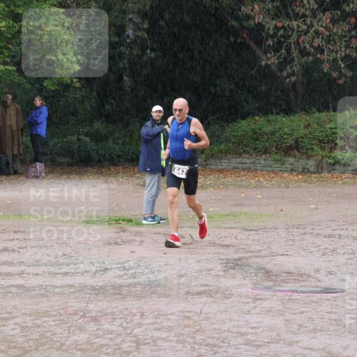 13.09.2026 - Stadtparktriathlon Emre Sener http://msf.ph/oto/10265272 13.09.2026 12:12:00 Laufen 647, 647 meine-sportfotos.de