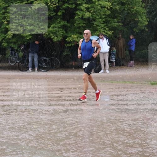 13.09.2026 - Stadtparktriathlon Emre Sener http://msf.ph/oto/10265274 13.09.2026 12:12:02 Laufen 647 meine-sportfotos.de