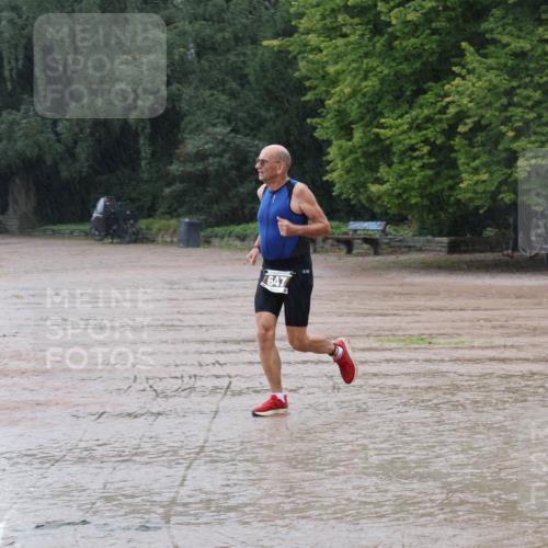 13.09.2026 - Stadtparktriathlon Emre Sener http://msf.ph/oto/10265277 13.09.2026 12:12:04 Laufen 647, 647 meine-sportfotos.de