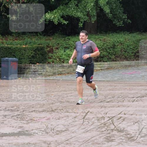 13.09.2026 - Stadtparktriathlon Emre Sener http://msf.ph/oto/10265299 13.09.2026 12:13:25 Laufen 1562, 562, 649 meine-sportfotos.de