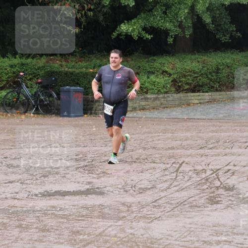 13.09.2026 - Stadtparktriathlon Emre Sener http://msf.ph/oto/10265302 13.09.2026 12:13:26 Laufen 562, 649 meine-sportfotos.de