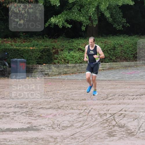 13.09.2026 - Stadtparktriathlon Emre Sener http://msf.ph/oto/10265316 13.09.2026 12:13:50 Laufen 612, 649, 694, 697 meine-sportfotos.de