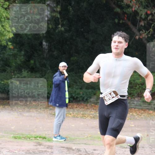 13.09.2026 - Stadtparktriathlon Emre Sener http://msf.ph/oto/10265341 13.09.2026 12:14:19 Laufen 694, 610, 694 meine-sportfotos.de