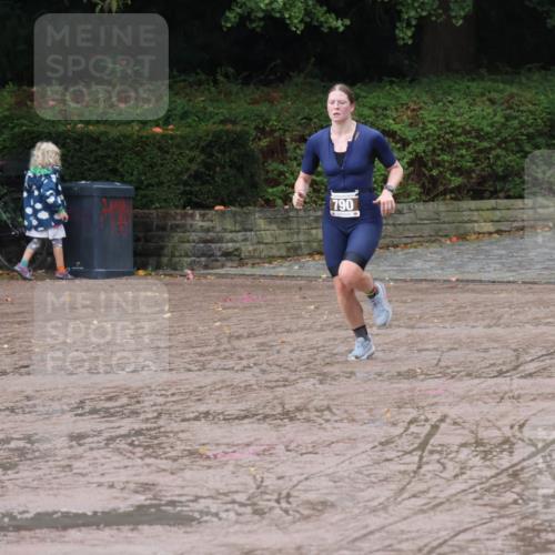13.09.2026 - Stadtparktriathlon Emre Sener http://msf.ph/oto/10265345 13.09.2026 12:14:50 Laufen 790, 790 meine-sportfotos.de