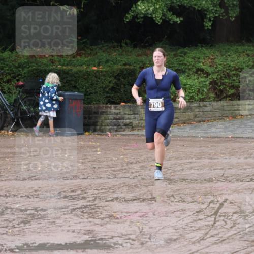13.09.2026 - Stadtparktriathlon Emre Sener http://msf.ph/oto/10265346 13.09.2026 12:14:50 Laufen 790, 790 meine-sportfotos.de