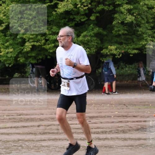 13.09.2026 - Stadtparktriathlon Emre Sener http://msf.ph/oto/10265359 13.09.2026 12:16:24 Laufen 618, 636 meine-sportfotos.de