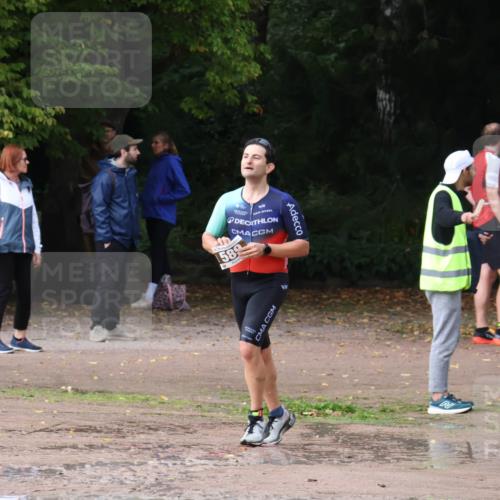 13.09.2026 - Stadtparktriathlon Emre Sener http://msf.ph/oto/10265370 13.09.2026 12:17:55 Laufen 1589, 589, 643 meine-sportfotos.de