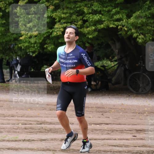 13.09.2026 - Stadtparktriathlon Emre Sener http://msf.ph/oto/10265375 13.09.2026 12:17:58 Laufen 589, 643 meine-sportfotos.de