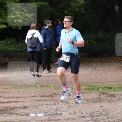 13.09.2026 - Stadtparktriathlon Emre Sener http://msf.ph/oto/10265376 13.09.2026 12:18:00 Laufen 643, 589, 643 meine-sportfotos.de