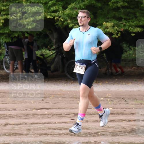 13.09.2026 - Stadtparktriathlon Emre Sener http://msf.ph/oto/10265381 13.09.2026 12:18:02 Laufen 643, 589, 643 meine-sportfotos.de