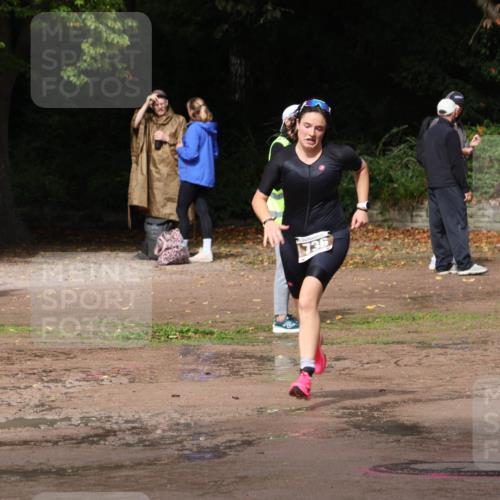 13.09.2026 - Stadtparktriathlon Emre Sener http://msf.ph/oto/10265415 13.09.2026 12:21:18 Laufen 736, 793 meine-sportfotos.de