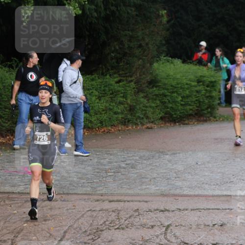 13.09.2026 - Stadtparktriathlon Emre Sener http://msf.ph/oto/10265458 13.09.2026 12:23:40 Laufen 726, 812, 726, 812 meine-sportfotos.de