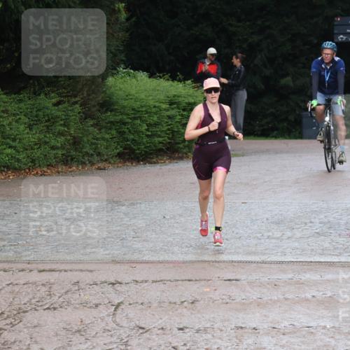 13.09.2026 - Stadtparktriathlon Emre Sener http://msf.ph/oto/10265558 13.09.2026 12:26:41 Laufen 721, 760, 774 meine-sportfotos.de