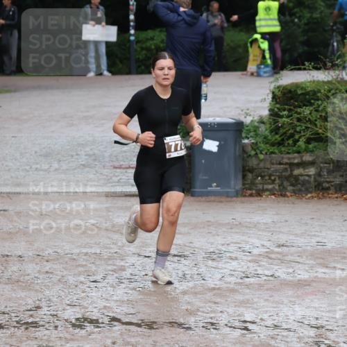 13.09.2026 - Stadtparktriathlon Emre Sener http://msf.ph/oto/10265602 13.09.2026 12:27:39 Laufen 1778, 4, 778, 821 meine-sportfotos.de