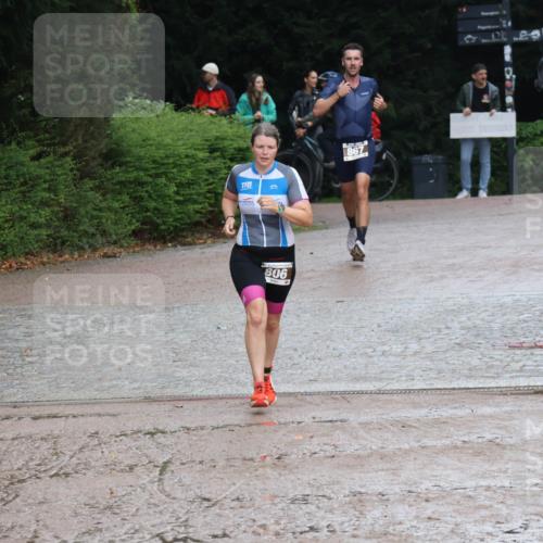 13.09.2026 - Stadtparktriathlon Emre Sener http://msf.ph/oto/10265646 13.09.2026 12:28:50 Laufen 806, 867, 710, 806, 867 meine-sportfotos.de