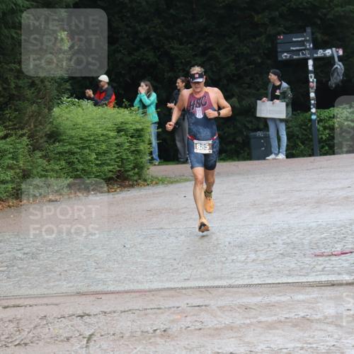 13.09.2026 - Stadtparktriathlon Emre Sener http://msf.ph/oto/10265658 13.09.2026 12:29:14 Laufen 885, 718, 885 meine-sportfotos.de