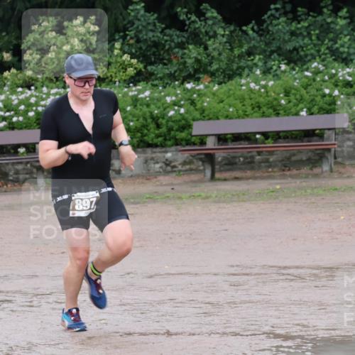 13.09.2026 - Stadtparktriathlon Emre Sener http://msf.ph/oto/10265710 13.09.2026 12:30:33 Laufen 897, 833, 874, 897, 927 meine-sportfotos.de