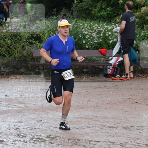 13.09.2026 - Stadtparktriathlon Emre Sener http://msf.ph/oto/10265732 13.09.2026 12:30:58 Laufen 833, 2021, 739, 771, 808, 833, 927 meine-sportfotos.de