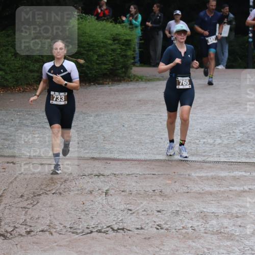 13.09.2026 - Stadtparktriathlon Emre Sener http://msf.ph/oto/10265895 13.09.2026 12:35:31 Laufen 1733, 765, 847, 894, 716, 733, 765, 847, 864, 894, 963 meine-sportfotos.de