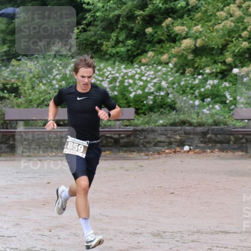 13.09.2026 - Stadtparktriathlon Emre Sener http://msf.ph/oto/10265938 13.09.2026 12:36:09 Laufen 859, 712, 859, 877 meine-sportfotos.de