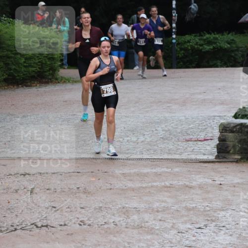 13.09.2026 - Stadtparktriathlon Emre Sener http://msf.ph/oto/10265956 13.09.2026 12:36:35 Laufen 798, 741, 839, 741, 754, 798, 804, 839 meine-sportfotos.de