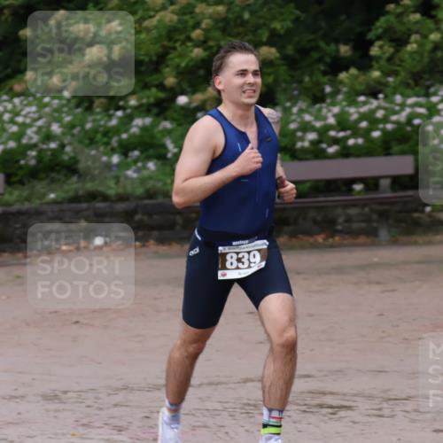 13.09.2026 - Stadtparktriathlon Emre Sener http://msf.ph/oto/10265970 13.09.2026 12:36:44 Laufen 839, 741, 754, 798, 802, 804, 839 meine-sportfotos.de