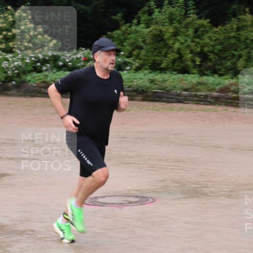 13.09.2026 - Stadtparktriathlon Emre Sener http://msf.ph/oto/10266017 13.09.2026 12:37:43 Laufen 788, 853, 870, 911, 916 meine-sportfotos.de