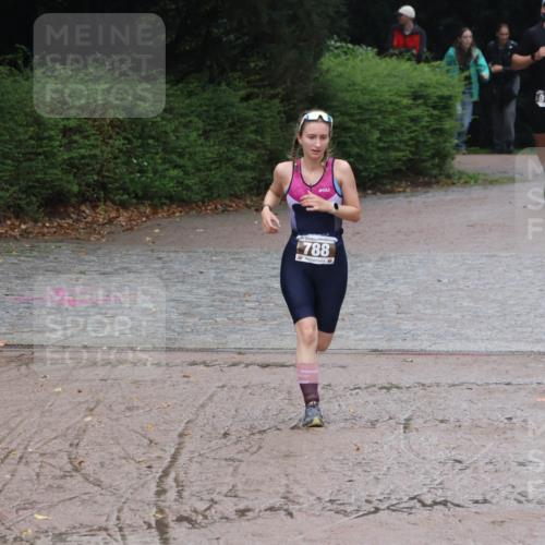 13.09.2026 - Stadtparktriathlon Emre Sener http://msf.ph/oto/10266020 13.09.2026 12:37:51 Laufen 788, 1911, 788, 853, 870, 911 meine-sportfotos.de