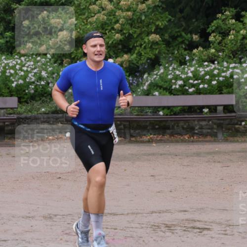 13.09.2026 - Stadtparktriathlon Emre Sener http://msf.ph/oto/10266034 13.09.2026 12:38:01 Laufen 788, 853, 907, 911 meine-sportfotos.de