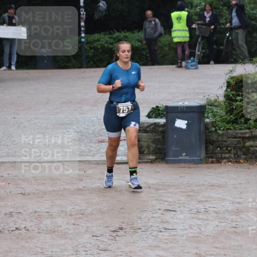 13.09.2026 - Stadtparktriathlon Emre Sener http://msf.ph/oto/10266059 13.09.2026 12:38:43 Laufen 1757, 757, 786 meine-sportfotos.de