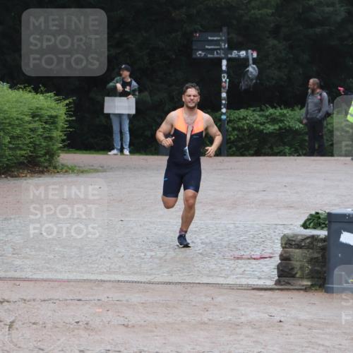 13.09.2026 - Stadtparktriathlon Emre Sener http://msf.ph/oto/10266073 13.09.2026 12:39:07 Laufen 740, 906 meine-sportfotos.de