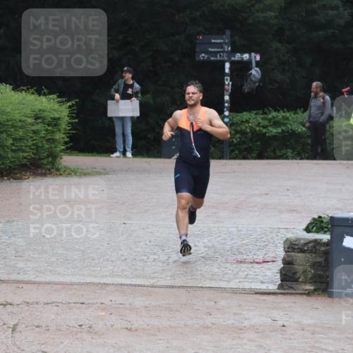 13.09.2026 - Stadtparktriathlon Emre Sener http://msf.ph/oto/10266075 13.09.2026 12:39:07 Laufen 740, 906 meine-sportfotos.de