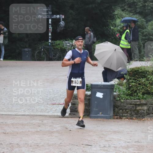 13.09.2026 - Stadtparktriathlon Emre Sener http://msf.ph/oto/10266086 13.09.2026 12:39:33 Laufen 830, 740, 759, 830 meine-sportfotos.de