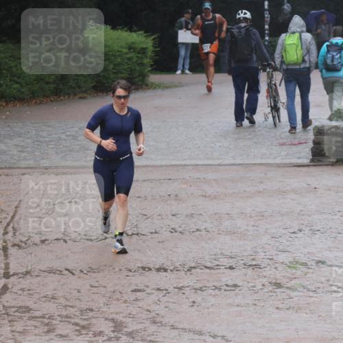 13.09.2026 - Stadtparktriathlon Emre Sener http://msf.ph/oto/10266101 13.09.2026 12:40:19 Laufen 10, 732, 829, 918 meine-sportfotos.de