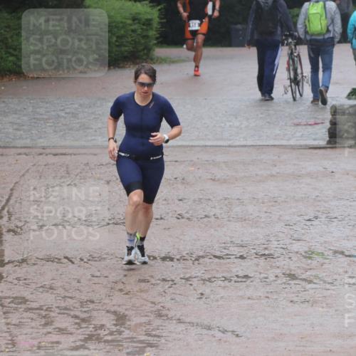 13.09.2026 - Stadtparktriathlon Emre Sener http://msf.ph/oto/10266102 13.09.2026 12:40:19 Laufen 918, 732, 829, 918 meine-sportfotos.de