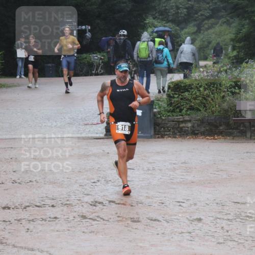 13.09.2026 - Stadtparktriathlon Emre Sener http://msf.ph/oto/10266111 13.09.2026 12:40:26 Laufen 918, 732, 826, 829, 918, 925 meine-sportfotos.de