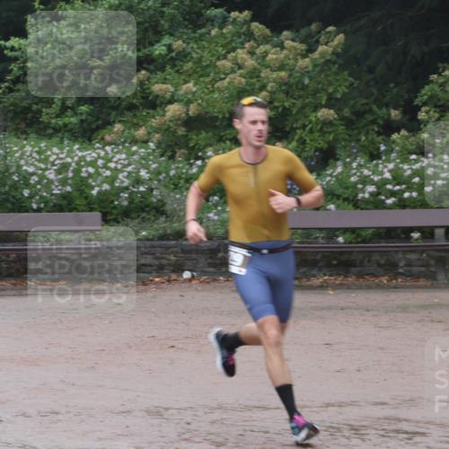 13.09.2026 - Stadtparktriathlon Emre Sener http://msf.ph/oto/10266118 13.09.2026 12:40:33 Laufen 732, 748, 826, 829, 903, 918, 925 meine-sportfotos.de