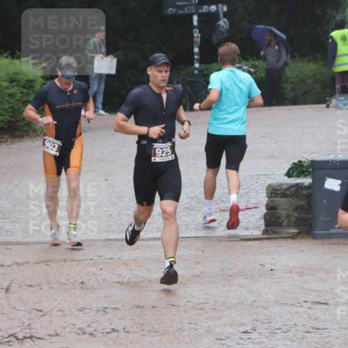 13.09.2026 - Stadtparktriathlon Emre Sener http://msf.ph/oto/10266132 13.09.2026 12:40:47 Laufen 903, 3, 231, 925, 748, 748, 826, 903, 925, 945 meine-sportfotos.de